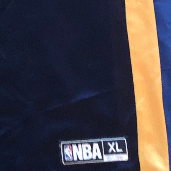 Cavs 23 Lebron James Jersey NBA Adidas XL - Picture 2 of 3